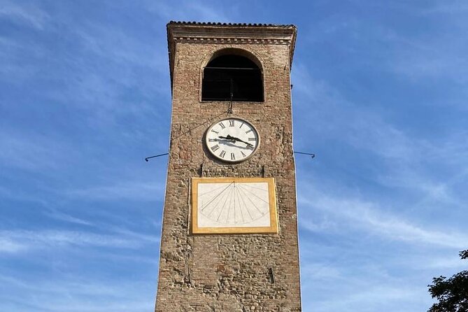 Parmigiano Reggiano, Balsamic Vinegar and fresh pasta tour - Plan the route before booking
