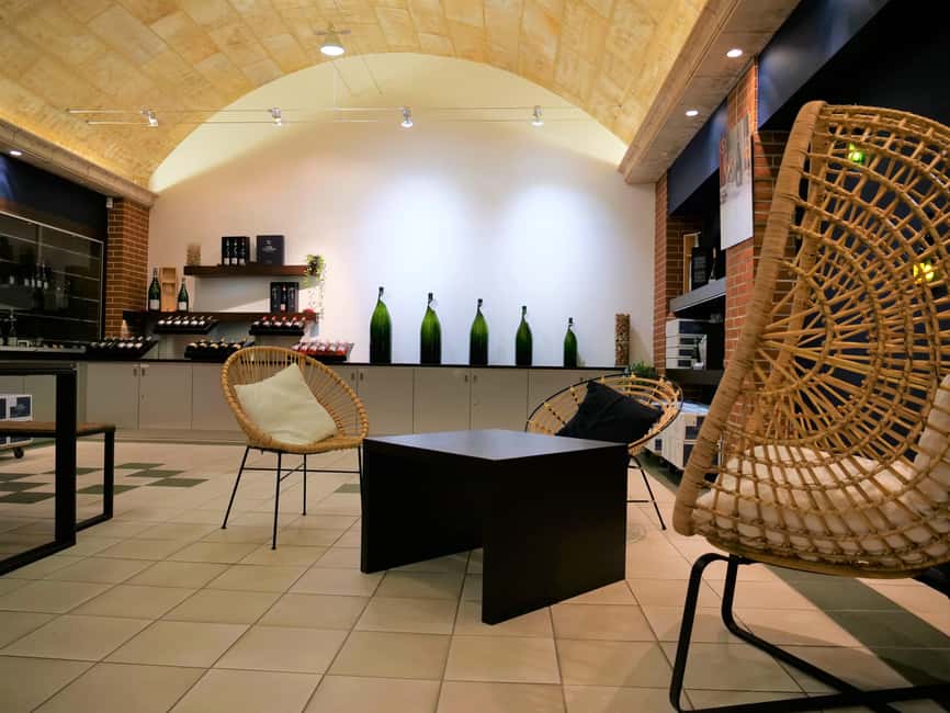 Plateau Gourmand : Charcuteries Champagnes et Fromages - The tasting itself: two Champagnes, one grape