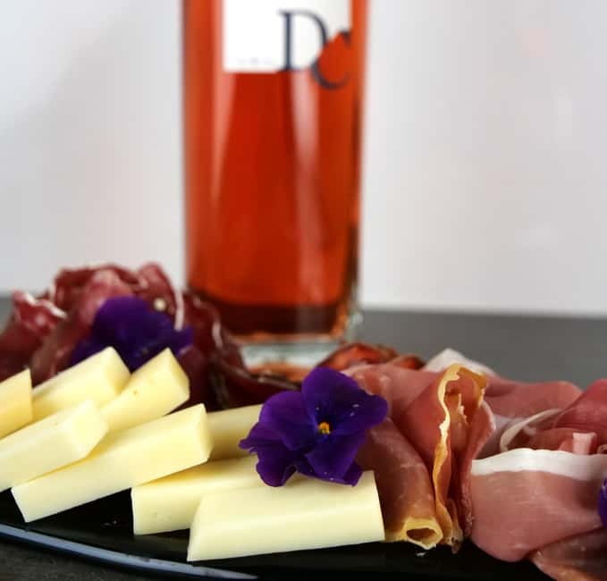 Plateau Gourmand : Charcuteries Champagnes et Fromages - Arriving in Passy-Grigny and finding the tasting room