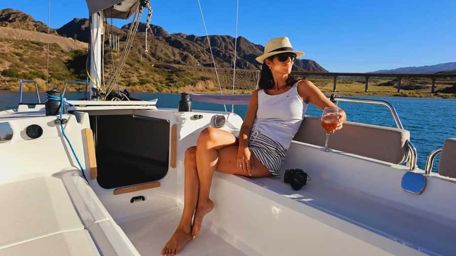 Potrerillos Lake Sailing Tour with Wine and Cheese - Sparkling Wine, Cheese, and Dried Fruit