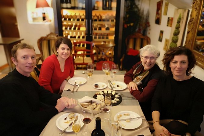 Private 2-Hour Italian Cheese and Wine Tasting in Rome - Booking, timing, and cancellation advice