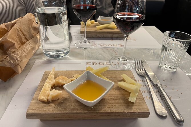 Private 2-Hour Italian Cheese and Wine Tasting in Rome - Three Italian wines matched to the cheese