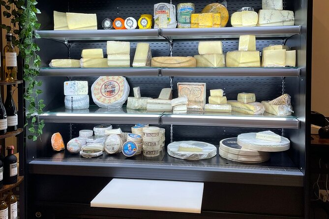 Private Cheese and Wine Tasting - How the Three to Four Wine Pairings Work