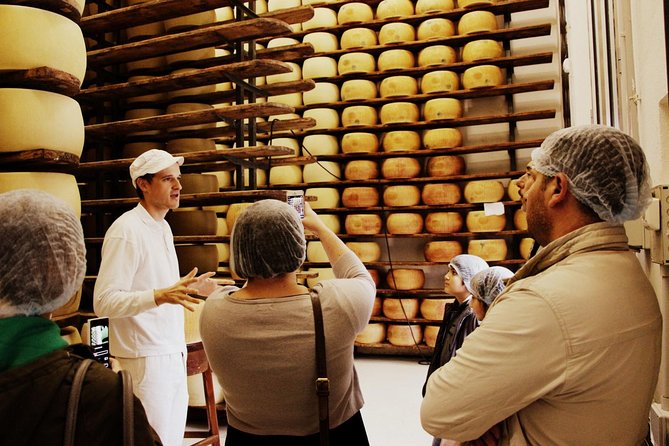 Private Day Tour & Lunch: Parmesan, Wine, and Vinegar Tasting - What $222.26 per person really buys