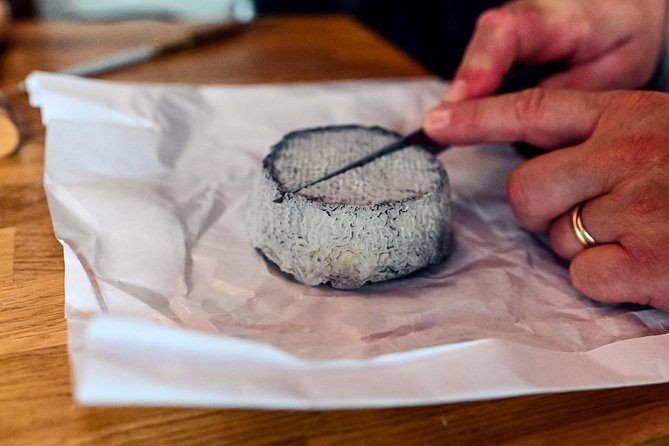 Private Montmartre Food Tour with Wine, Cheese & Pastries - What the guides add to a private tour