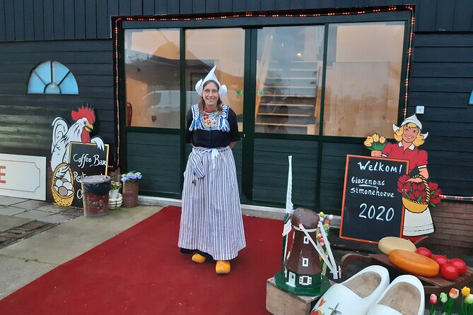 Private Tour of Simonehoeve Cheese Farm and Clog Factory - What happens during the one-hour visit