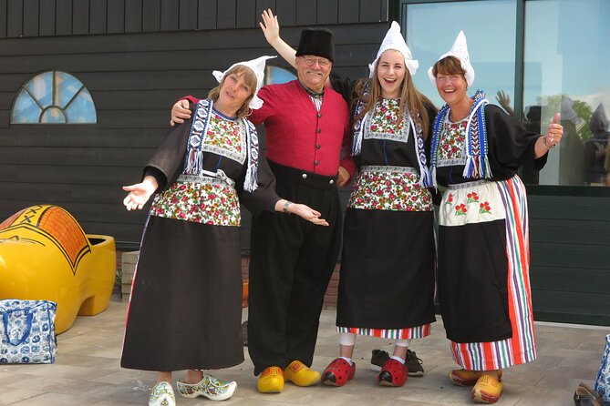 Private Tour of Simonehoeve Cheese Farm and Clog Factory - How to make the most of the hour