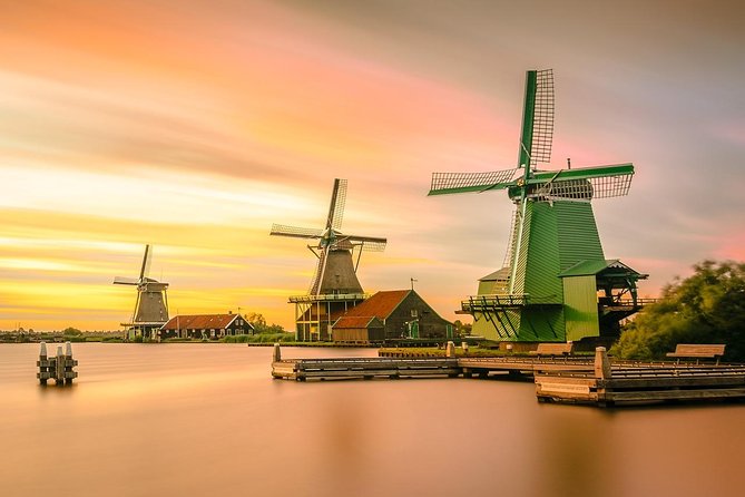 Private tour to Giethoorn, the Windmills, Cheese from Amsterdam - Two Dutch icons in one long day