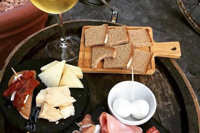 Private Wine Tasting in Rome with Delectable Meats and Cheeses - Key points at a glance