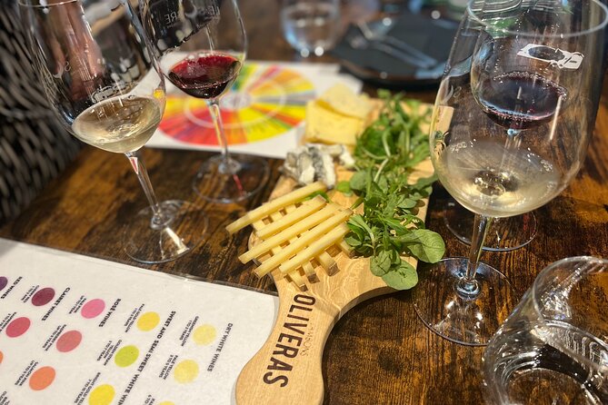 Professional - Bordeaux Wine and Cheese Tasting with a walking tour - St. Louis des Chartrons and the old merchant quarter