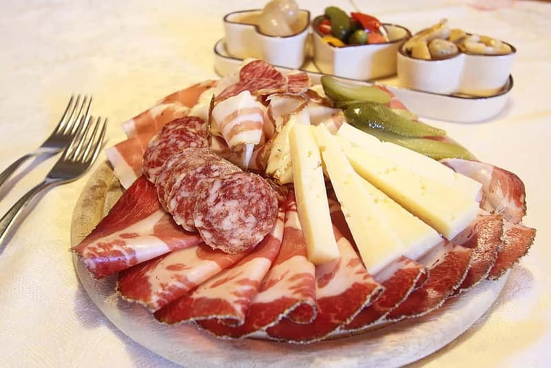 San Gimignano: Tasting of Tuscan Wines and Cheeses - Should you book the Tenuta Torciano tasting?