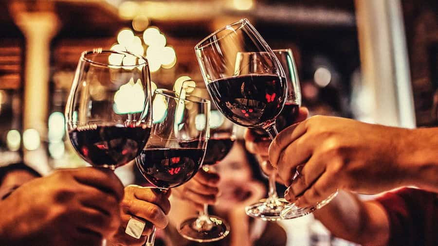 Seattle: Wine, Cheese and Chocolate Pairing Tour - A tasting walk built around discovery