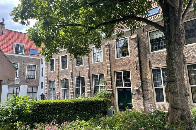 Self-Guided Walking Tour of Gouda: Canals, Colonies, and Cheese - Museum Gouda and its quiet courtyard
