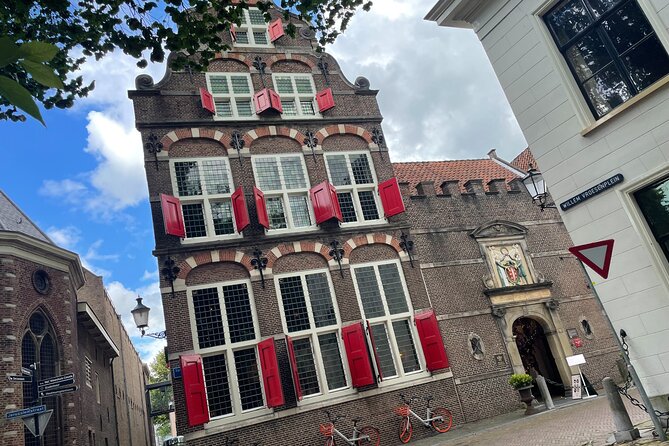 Self-Guided Walking Tour of Gouda: Canals, Colonies, and Cheese - Brewing, monasteries, and a stop at the liquor store