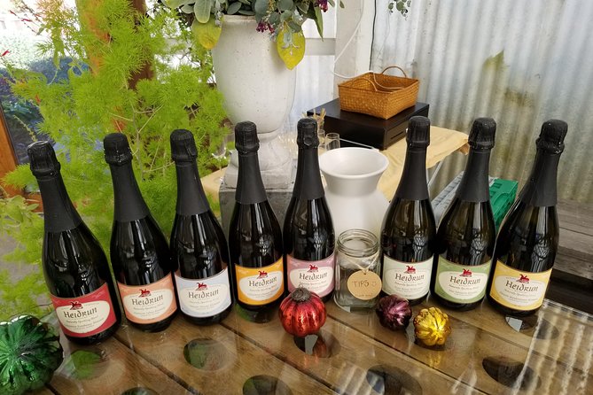 Sonoma Coast Tasting Tour: Cheese, Honey, Oysters, Wine and Oils - A short farmers market stop in Point Reyes Station