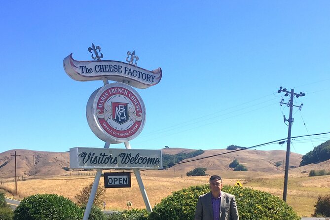 Sonoma Coast Tasting Tour: Cheese, Honey, Oysters, Wine and Oils - Golden Gate photos before the food begins