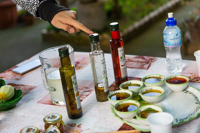 Sorrento Farm by Tuk Tuk: Cheese, Limoncello & Hands-On Pizza - Tuk-tuk rides through the hills of Massa Lubrense