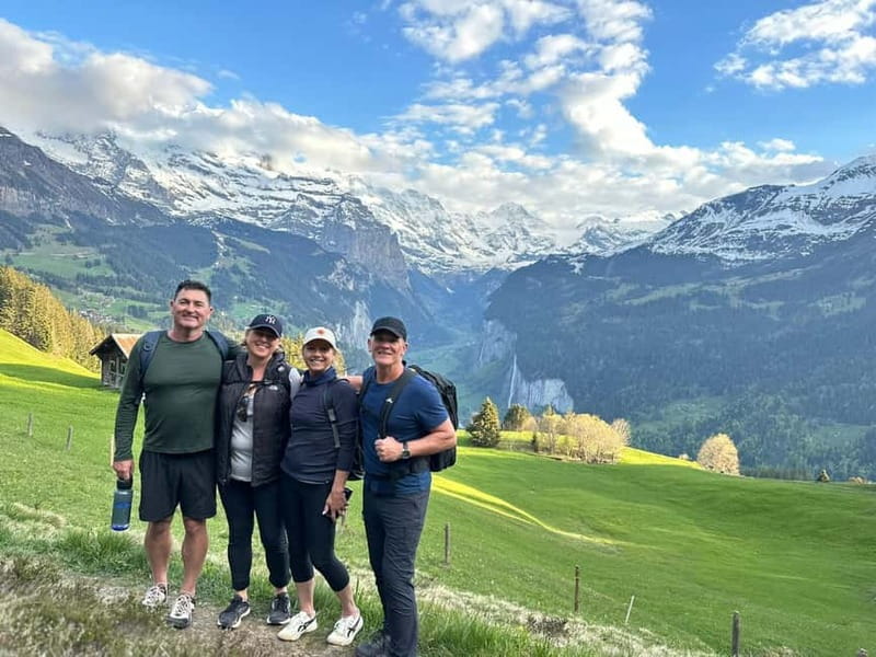 Sunset Hike with Cheese Fondue in Wengen - Setting out from Wengiboden