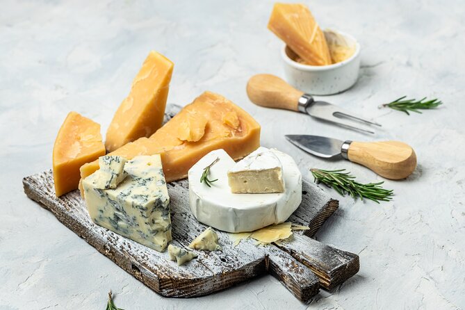 Swiss Cheese Tasting Experience | Basel - What happens during the 40-minute tasting