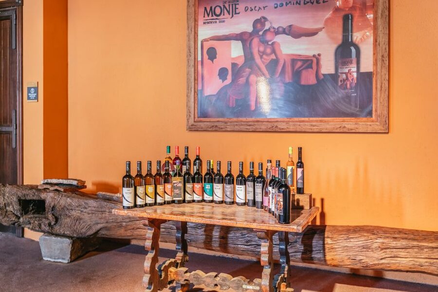 Tacoronte: Guided Winery Tour with Wine and Cheese Tastings - Key points to know before you book