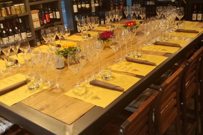 Taste of Lake Como: 4 Wines Paired with Local Cheese Charcuterie - The regional lesson behind the tasting
