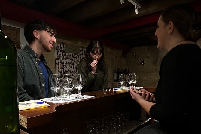 Tasting of Bordeaux White Wines Wine and Cheese Pairing - Best for curious beginners, solo visitors, and small groups