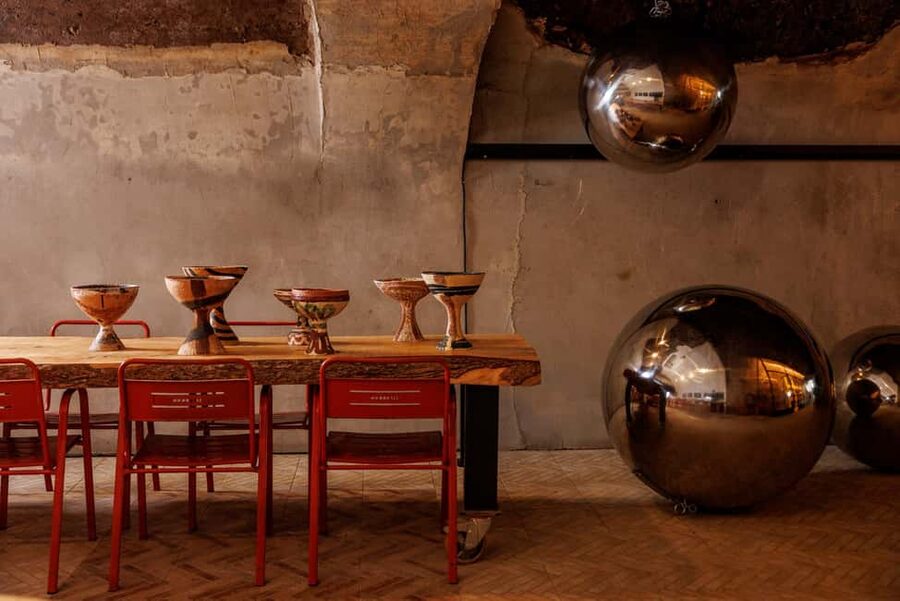 Testaccio: Exclusive tasting of PDO wines, cheeses, and cured meats from Lazio - Ancient Amphorae and Contemporary Roman Art