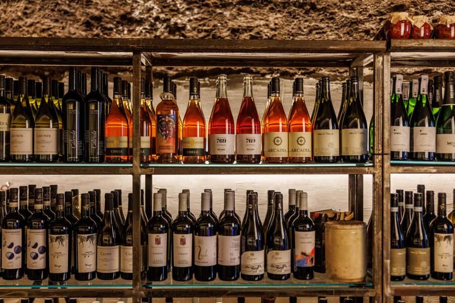 Testaccio: Exclusive tasting of PDO wines, cheeses, and cured meats from Lazio - What the One-Hour Visit Looks Like