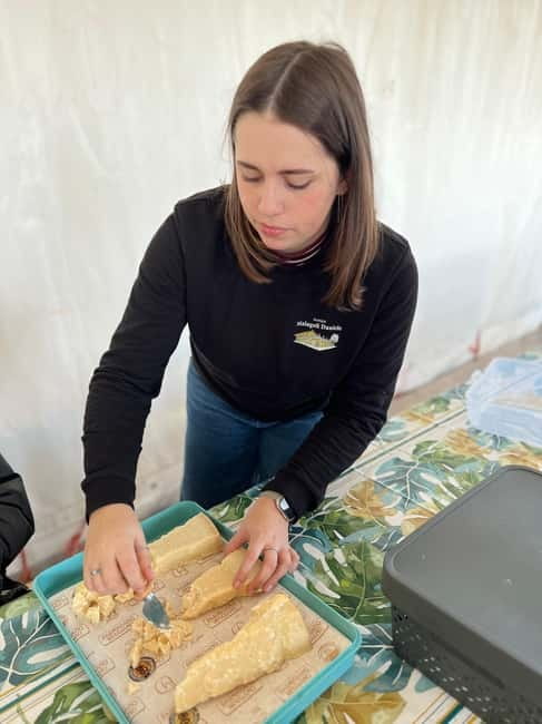 The Art of Parmigiano Reggiano & Aged Balsamic Vinegar - The transport issue you should plan around