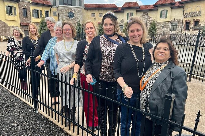 THE CHEERS TOUR: Niagara-on-the-Lake Wine and Cheese Tour - Four Niagara-on-the-Lake stops in one day
