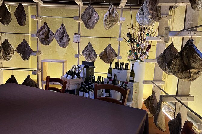 The Valpolicella food & wine driving tour: cheese factory+ winery - From Piazza Bra to the Amarone hills