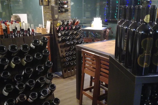 Top Lake Como Wine & Food Tasting: 7 Wines Meat & Cheese or Veg. - How the sommelier-led session works