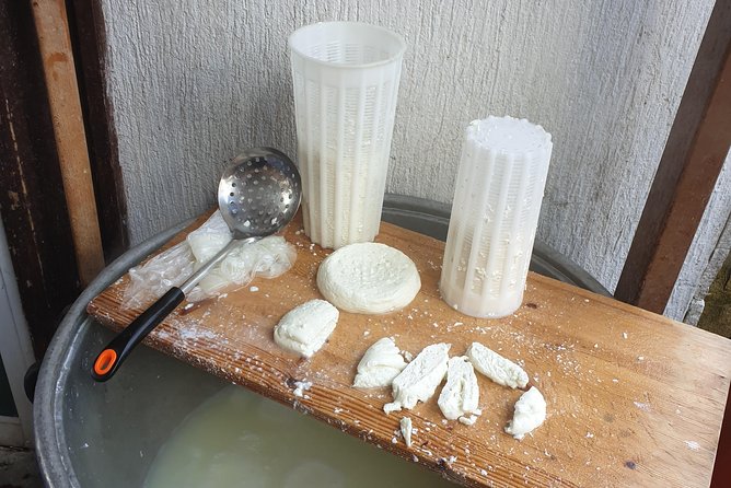 Troodos Mountains Halloumi Making: All Inclusive Workshop & Tour - Who leads the day