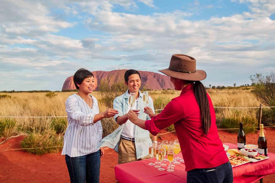 Uluru 1.5-Hour Sunset Tour with Sparkling Wine & Cheeseboard - Key points at a glance