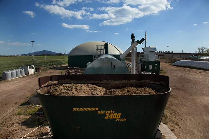 Visit to the Bufale and Dairy farm with cheese tasting - The biogas plant and the farm’s modern side