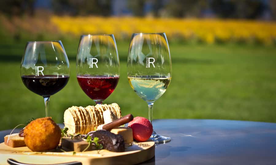 Yarra Valley Full Day Grazing Tour: Gin, Wine, Pizza, Cheese - Key points at a glance