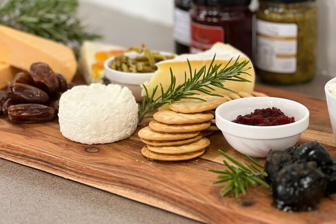 Yarra Valley Grazing Tour Wine, Cheese, Gin, Pizza from Melbourne - Key points at a glance