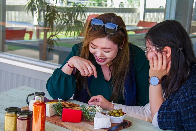 Yarra Valley Grazing Tour Wine, Cheese, Gin, Pizza from Melbourne - The guide can make or break a long day