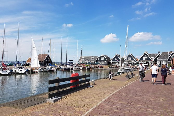 Zaanse Schans and Volendam Private Tour – Clogs, Cheese and More - Jacobs Hoeve and the Henri Willig cheese tasting