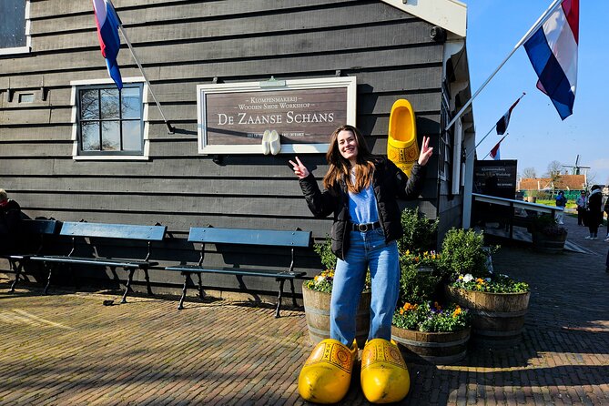 Zaanse Schans Windmills, Cheese and Volendam Tour from Amsterdam - Cheese at Catharina Hoeve, useful but sales-oriented