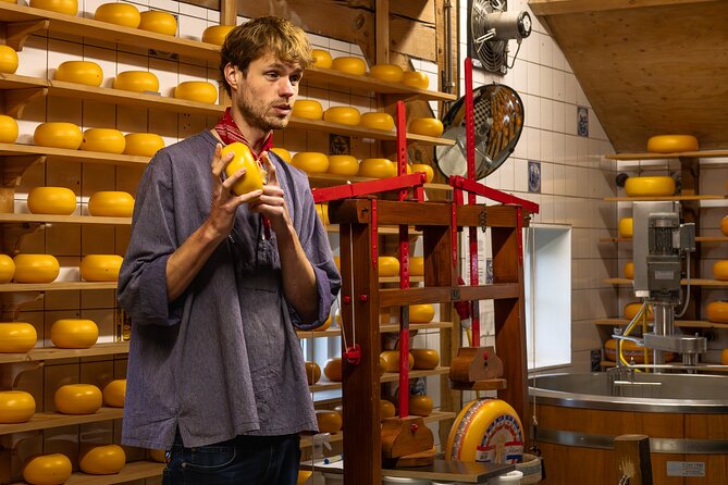 Zaanse Schans Windmills, Cheese and Volendam Tour from Amsterdam - Who will get the most from this tour?