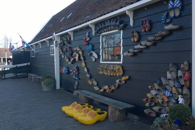 Zaanse Schans Windmills, Clogs and Dutch Cheese Small-Group Tour from Amsterdam - Who will enjoy this half-day trip